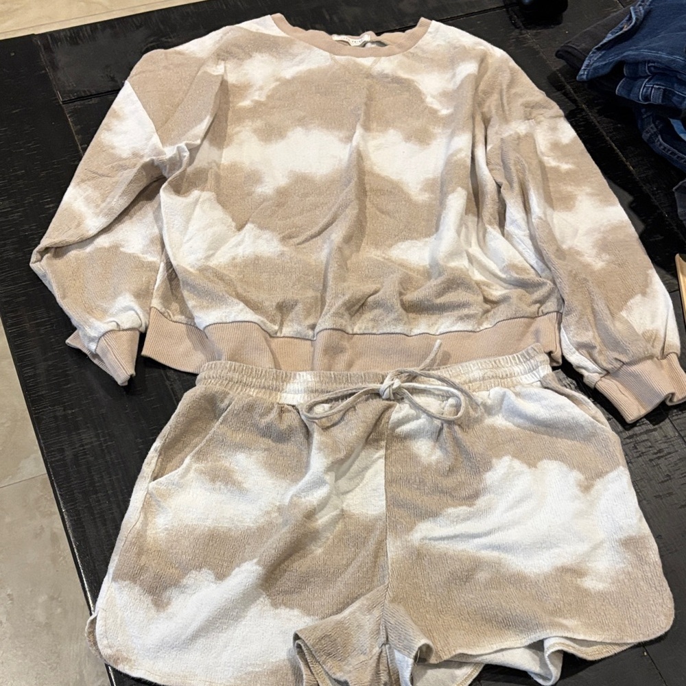 12th Tribe Beige and White Lounge Set Size Medium Tie Dye